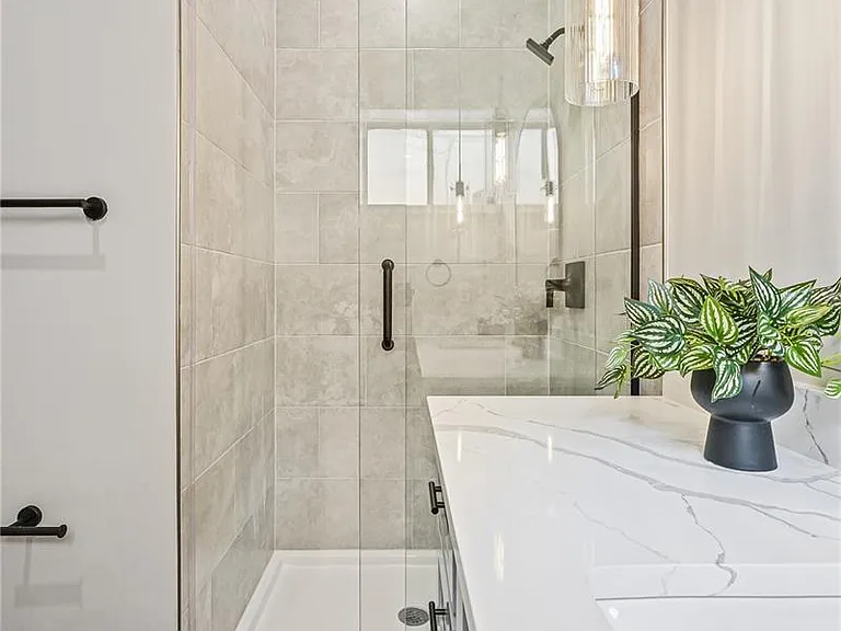 2949 Glenarm Pl — Photo 19