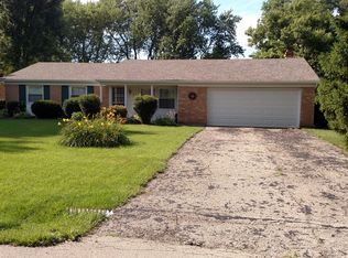 4060 Poston Dr, Bellbrook, OH 45305