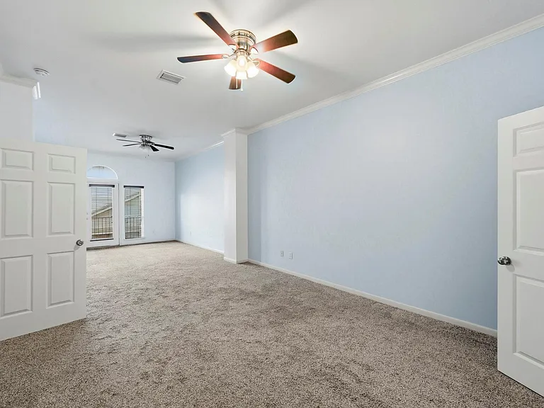 2913 Crawford St — Photo 26