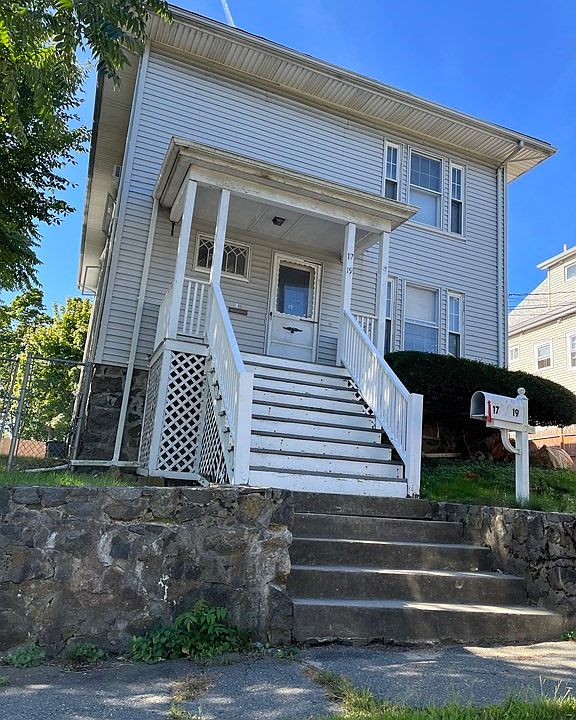 1st image of 17-19 Fernwood Ave