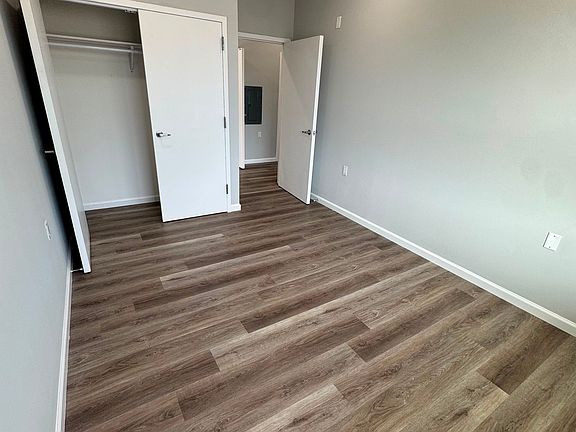 5th image of 400 Summer St APT 1