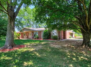 105 Freddie Ann Dr, Princeton, IN 47670