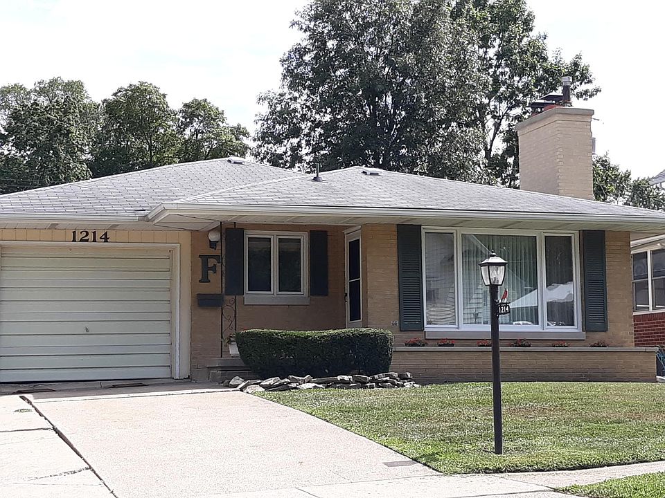 1214 Illinois Avenue- LaPorte