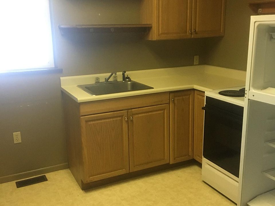 2nd image of 315 Main St APT 3