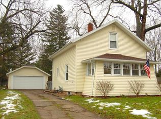 513 N 14th St, Niles, MI 49120