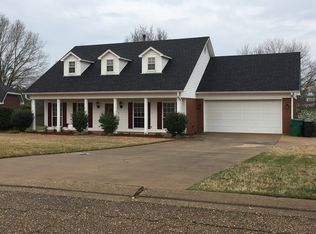 3311 Manor Ct, Indianapolis, IN 46218