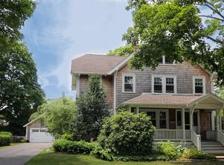 68 Chestnut St, Dartmouth, MA 02748