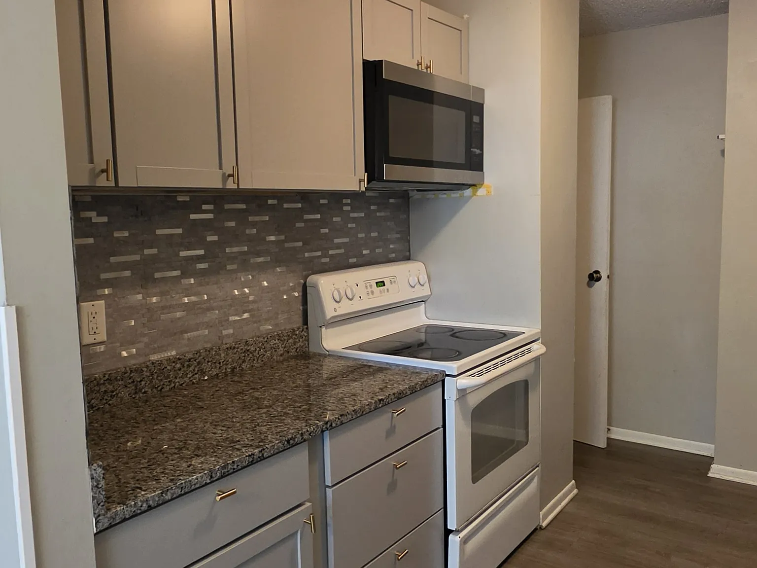 6330 Saint Johns Drive — Photo 3