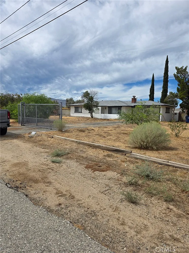 3 bed, 1245 sqft, $3,500 — Photo 1