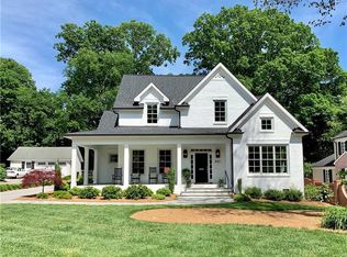 831 Roslyn Rd, Winston Salem, NC 27104