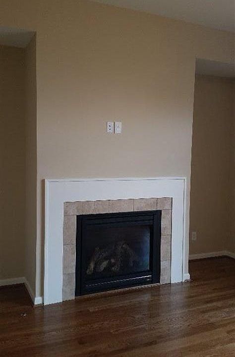 2nd image of 5361 Hayden Ln #84