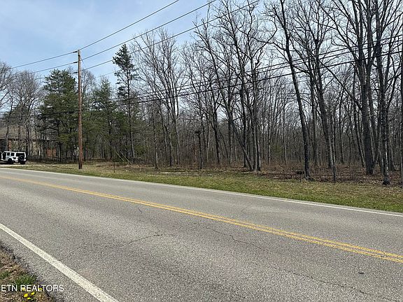 2nd image of 221 Westchester Dr