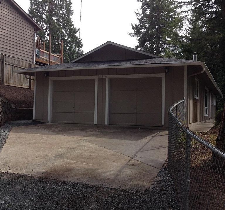 1st image of 10810 18th St SE