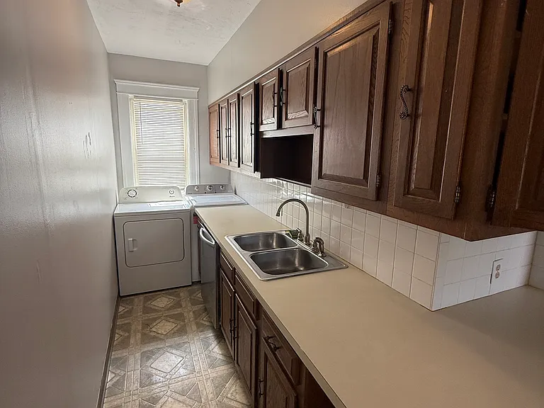 17 Stebbins St #1 — Photo 15