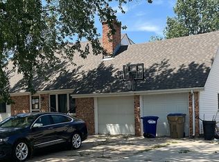 6030 E Danbury St, Wichita, KS 67220