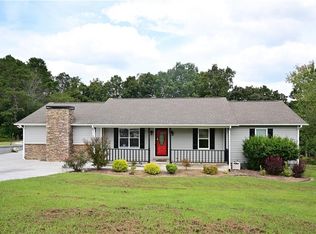 116 Circle Valley Dr SE, Calhoun, GA 30701
