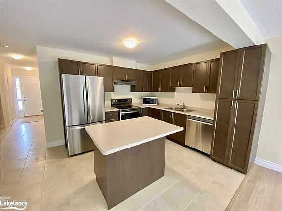 4th image of 265 Daffodil Ct