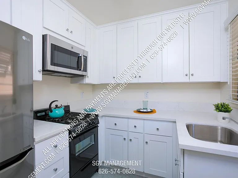 col243 — Photo 9
