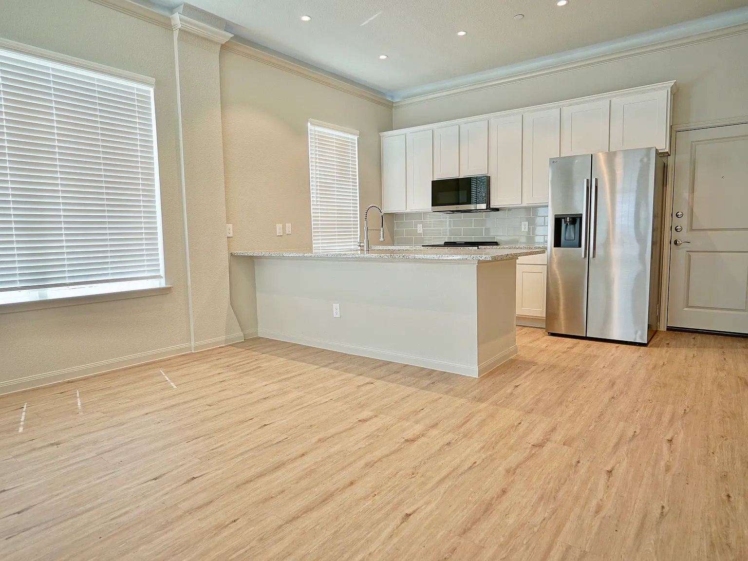 3 bed, 1490 sqft, $1,795 — Photo 4