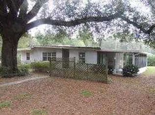 620 Montclair Rd, Leesburg, FL 34748