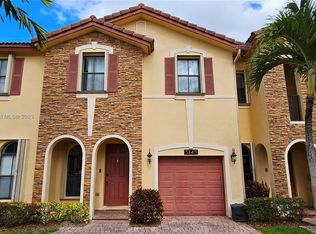 3145 NW 102nd Path, Doral, FL 33172