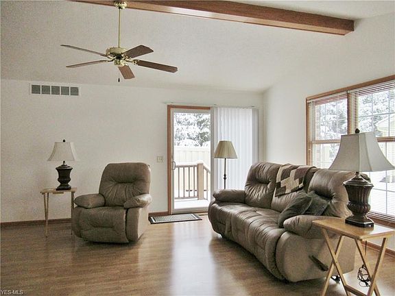 3rd image of 4050 Delmar Ct