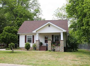 8 Central Ave, Honea Path, SC 29654