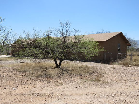 3rd image of 3910 S Arabian Dr