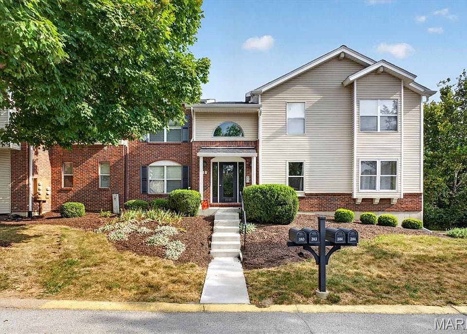 1st image of 618 Pine Ridge Trails Ct APT 203