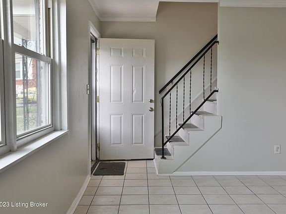 4th image of 9603 Britannia Ct