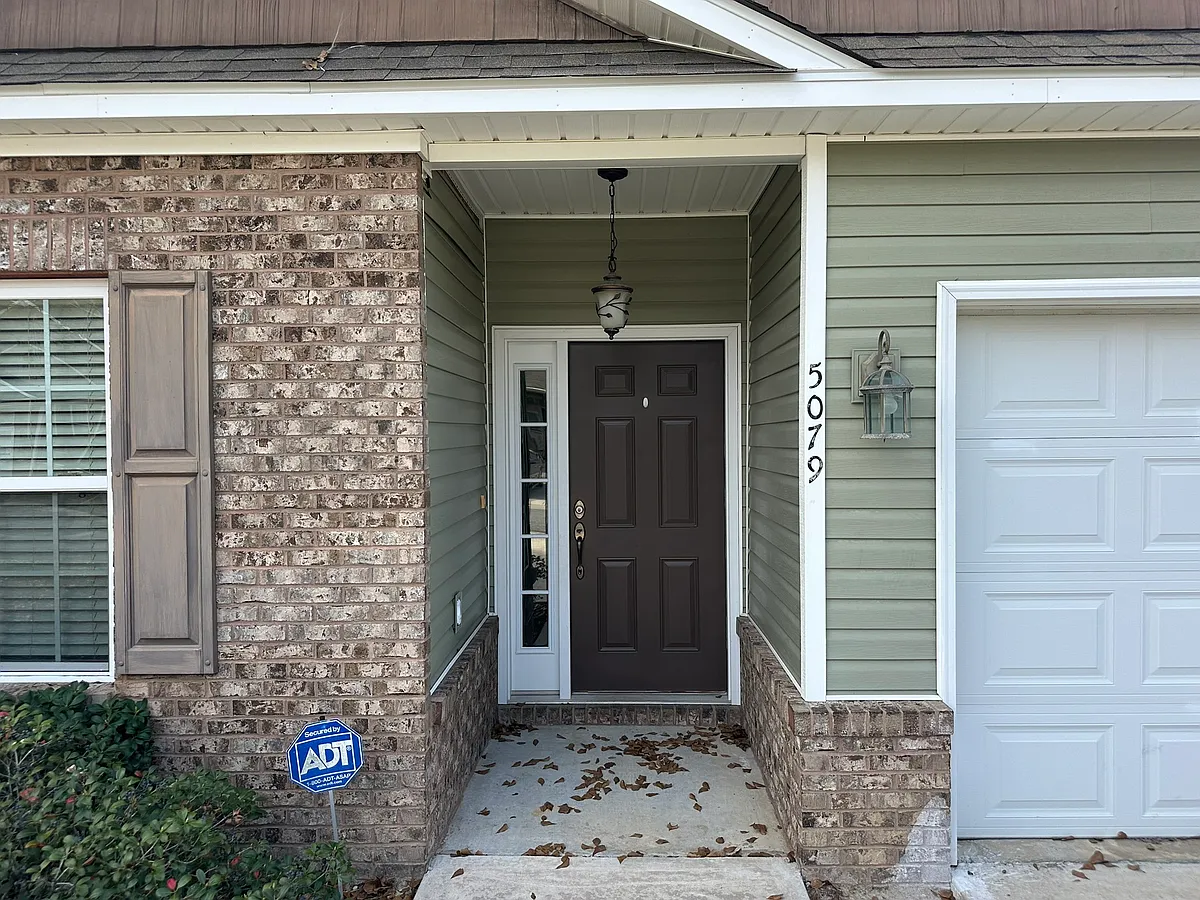 Building Photo - 5079 Greyfield Pl N
