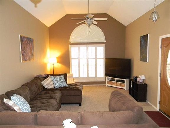 2nd image of 6721 Norway Ct