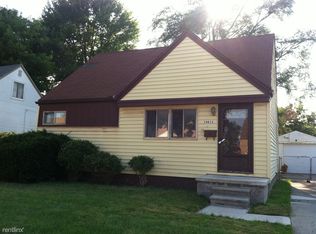 24833 Wilmot Ave, Eastpointe, MI 48021
