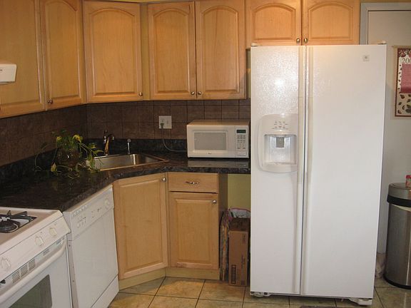 Gourmet Kitchen
