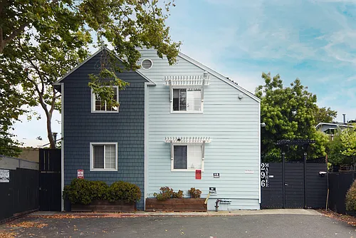 296 Mather St #6 Photo 1