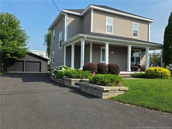 326 Sheriff, Grand Falls, NB E3Z 3A4