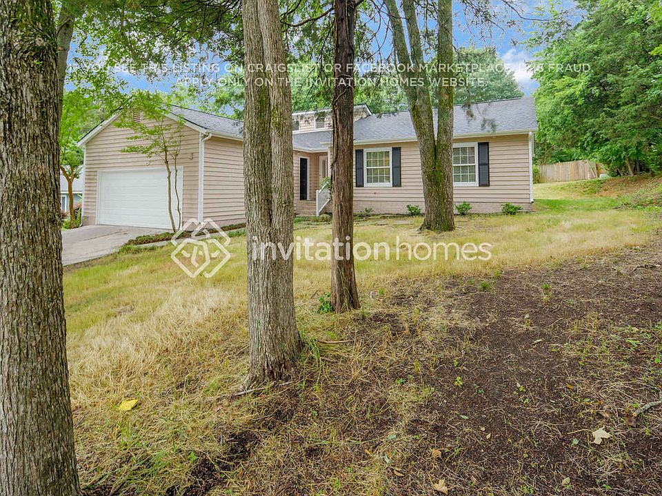 1st image of 10210 Camelback Cir