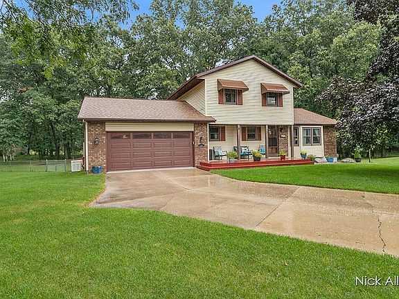 3rd image of 6506 Rogue Rapids Ct NE