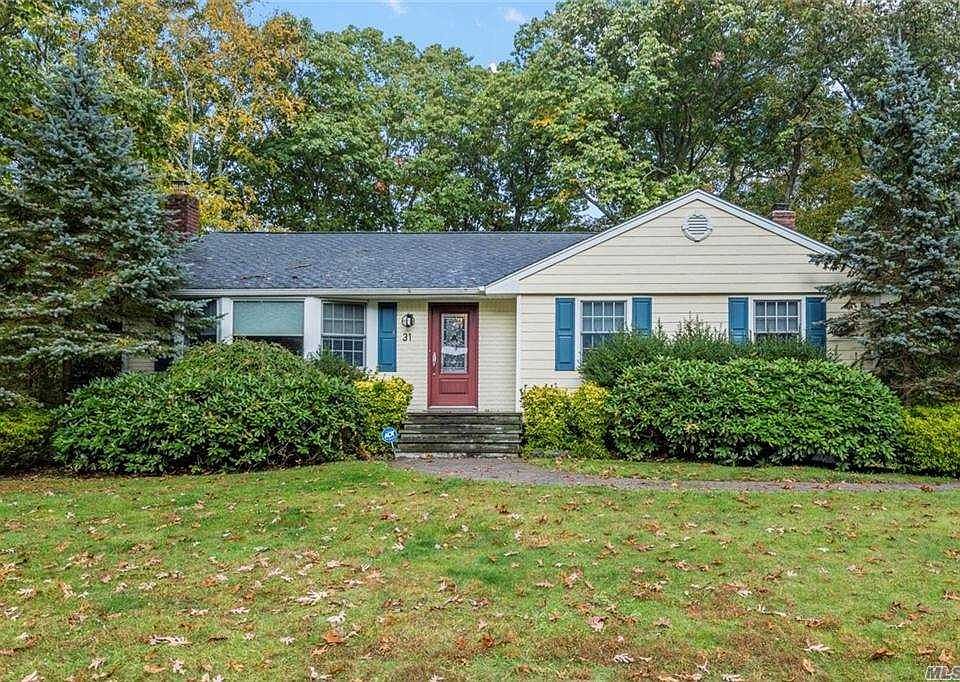 1st image of 31 Hennessey Dr