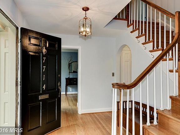 Entry Foyer