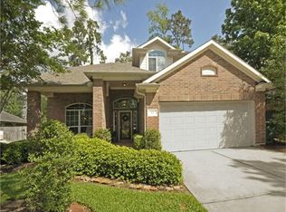 82 N Queenscliff Cir, Spring, TX 77382