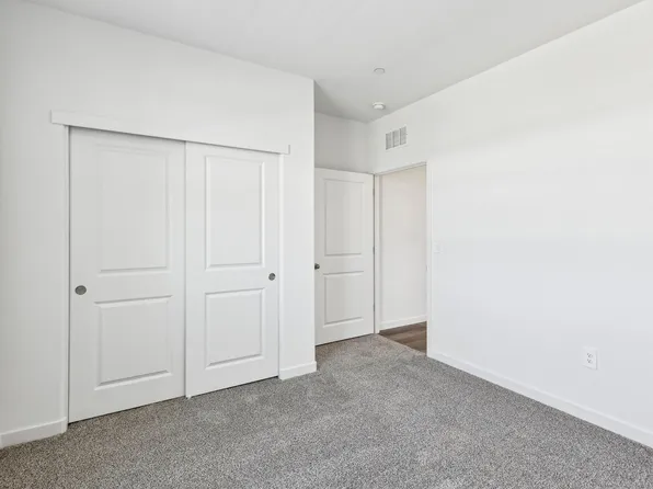 Residence 2 Plan, Heston at Machado Ranch