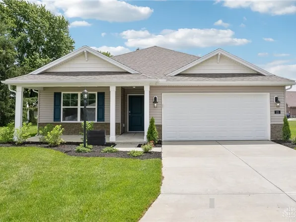 121 Arlington Dr, Eaton, OH 45320