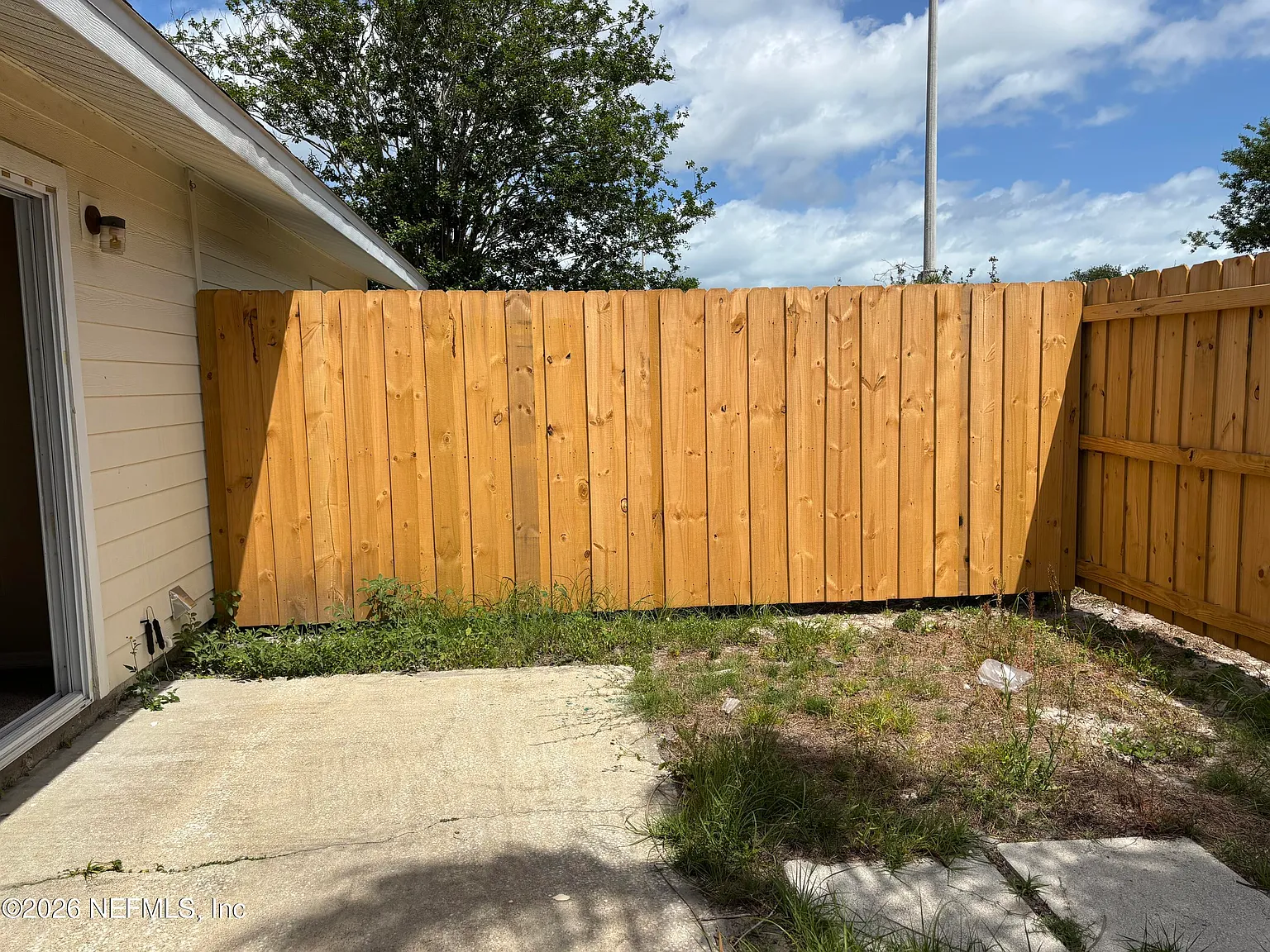 1 bed, 1.0 bath, 850 sqft, $1,200 — Photo 2