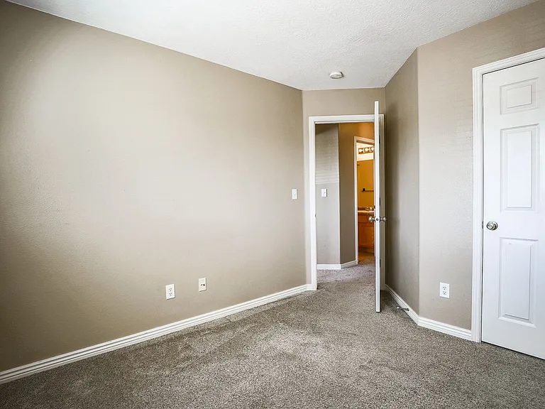 3155 S Hidden Valley Dr #147 — Photo 32