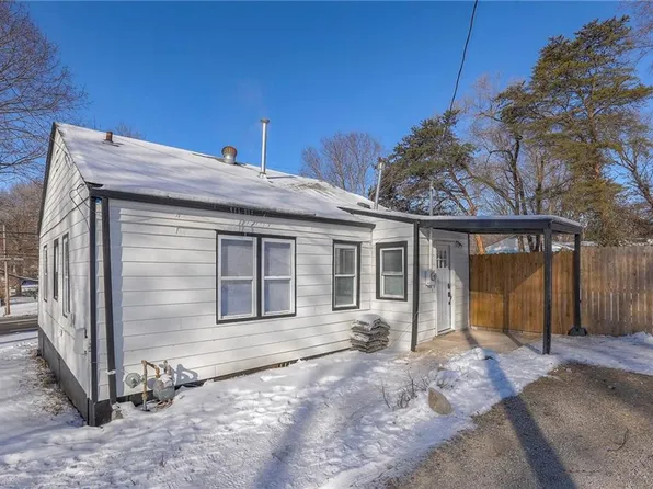 4631 N Brighton Ave, Kansas City, MO 64117