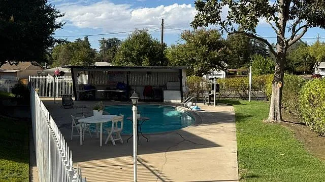 1 bed, 7000 sqft, $1,295 — Photo 4