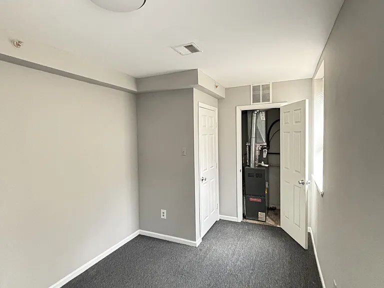 1704 W Diamond St #3F — Photo 13