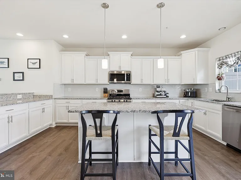 5060 Judicial Way — Photo 16