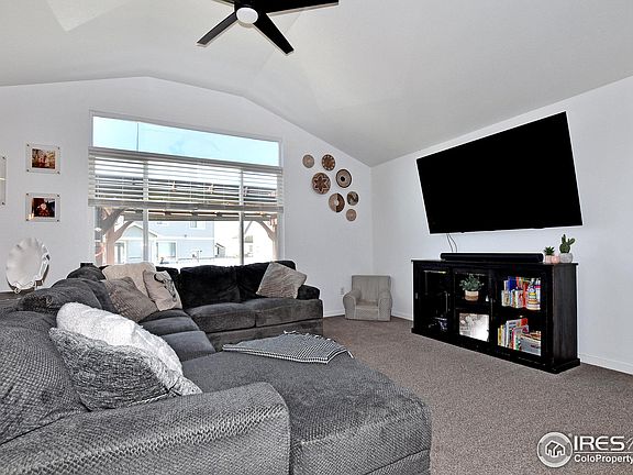 3rd image of 616 Singletree Ln